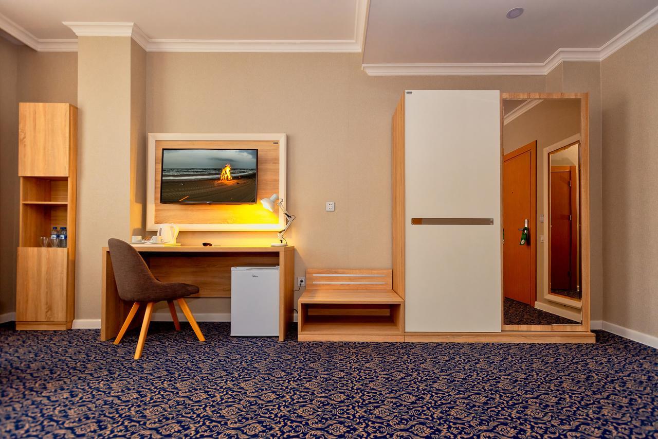 Metro City Hotel บากู ภายนอก รูปภาพ