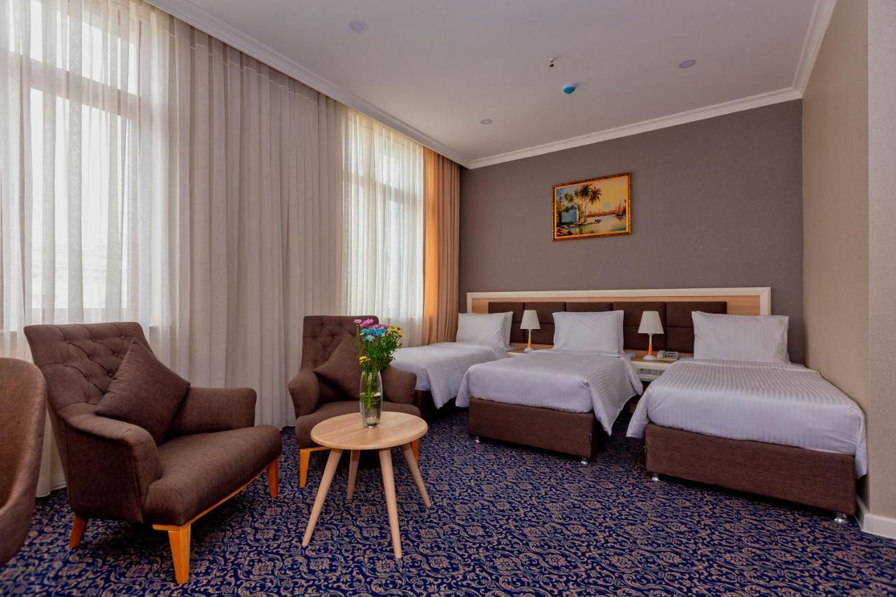 Metro City Hotel บากู ภายนอก รูปภาพ