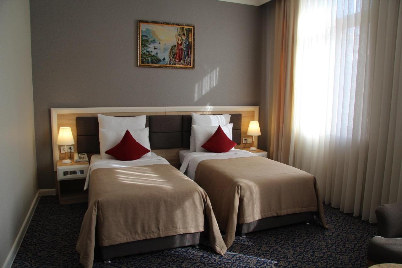 Metro City Hotel บากู ภายนอก รูปภาพ