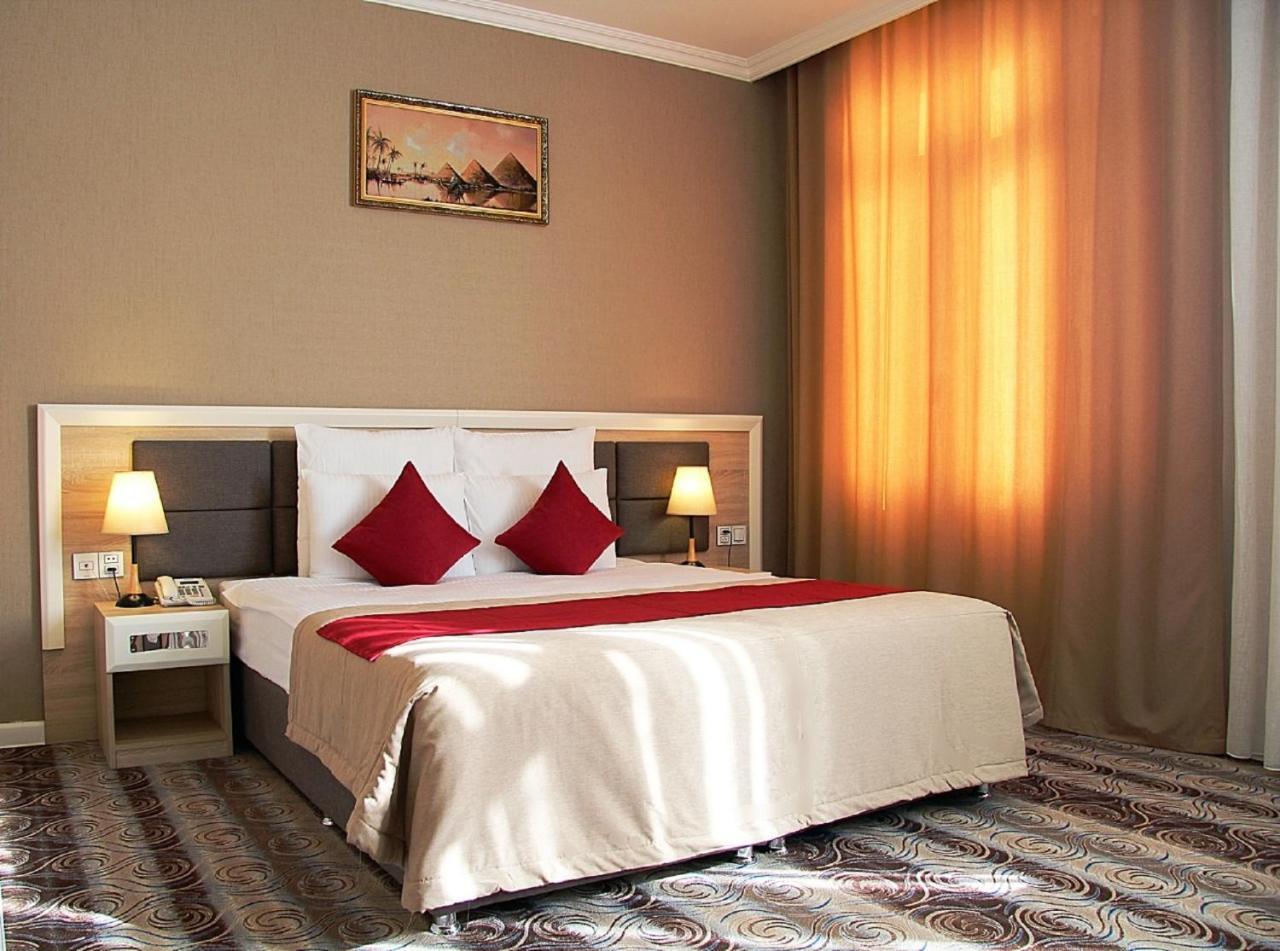 Metro City Hotel บากู ภายนอก รูปภาพ